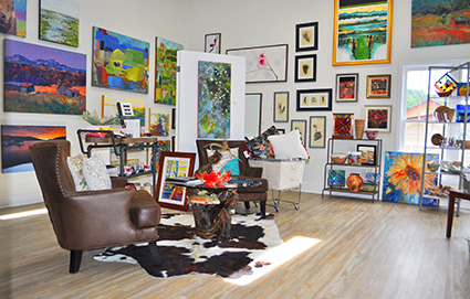 Mountain Blue art gallery in Banner Elk, North Carolina